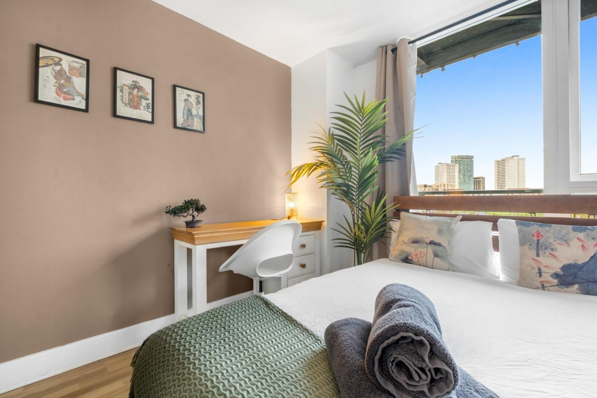 Apartment The Asian 28 Nights With Netflix And View